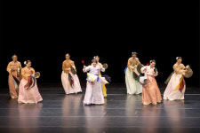 전통무용 명인들의 신명나는 춤바람, 얼쑤!