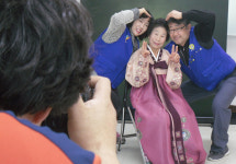 홀몸어르신 14명 100세까지 건강하도록