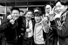 인천시장, 만수고 학생과 유쾌한 인증샷