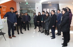 서구의원들 검단노인복지관 시설물 현장 점검