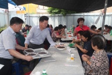 동구 송현3동경로당, 어르신 150명에 짜장면 나눔
