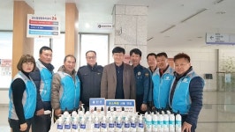 안성시 공도창조로타리클럽 공도읍에 손소독제 50개 기부