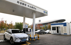 화성동탄수소충전소, 충전하는 수소차