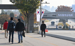 차분한 분위기의 수원 삼성 디지털 시티