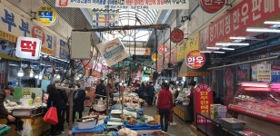 전통 재래시장서 ‘경기도 재난지원금’ 활력소 역할 ‘톡톡’