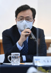 발언하는 이동주 의원