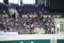 부천 고3 학생·교직원 1900여 명, 백신접종 명단 누락 1시간 대기(종합)