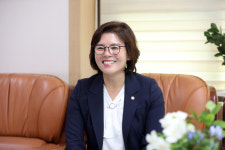 수원시의회 황경희 의원 생활밀착형 의원으로 주민들과 함께하겠다