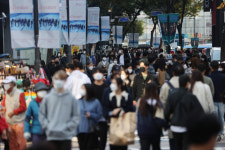 위드 코로나 코 앞인데 정부 입만 바라보는 경기도
