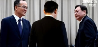 윤석열과 문무일 그리고 야당인사의 ‘밀실회담’···“삼성관련 얘기 나눴다”