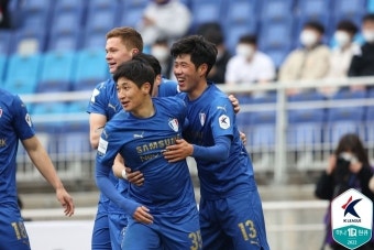 ‘김건희 PK 동점골’ 수원 삼성, 포항과 1-1 무승부