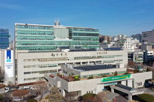 ‘차기 수원특례시장 적합도’…국민의힘 김용남 13.7% vs 민주당 이재준 11.8%