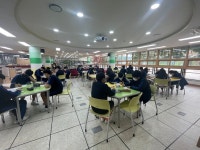 책으로 현재·과거·미래를 만날 수 있는 배움의 광장, 배곧중 도서관