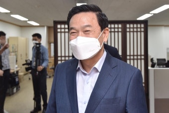 김순호 경찰국장 등 치안감 2명 치안정감 승진