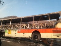 시흥 제1순환고속도로 통근버스서 화재…승객 전원 대피 인명피해 없어