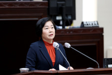 이선옥 인천시의원 “시청 인근 중앙공원 단절구간에 보행육교 추가 설치 필요”