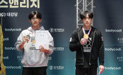 [제2회 팔씨름 챔피언십 팔로워] 고등부 왼팔 –63㎏…1위 이태양(금파고)