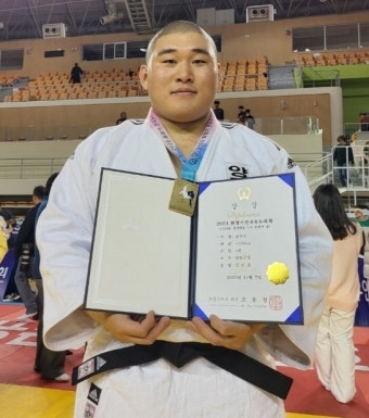 양평군청 김민종, 회장기전국유도대회 남자부 +100급 우승