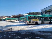 인천 서구 버스 차고지서 보행자 치여…1명 중상