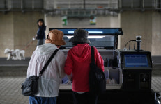 [포토] 탄천 따라 걷다 독서 삼매경