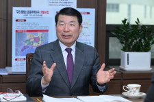 [시장인터뷰] 백경현 구리시장 즐거운 변화 더 행복한 구리시 추구