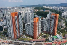 몸테크는 옛말...‘얼죽신’ 열풍에 신축 몸값 후끈