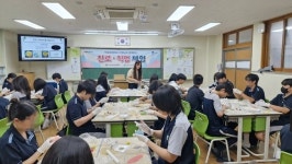 수원여성인력개발센터, 찾아가는 진로·직업체험 축제 개최…진로 탐색 기회 제공