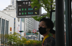 [경기·인천 날씨] 최고온도 33도에 흐린 날씨…곳곳 소나기도