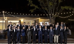 尹 대통령, 韓 대표 등 당 지도부와 만찬...체코 방문 성과 등 공유