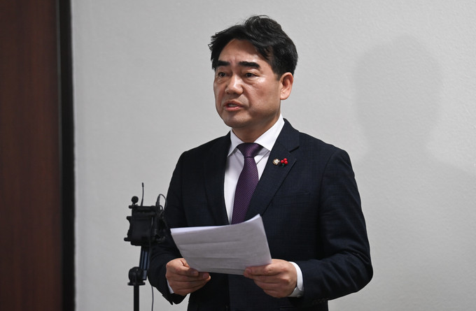국정원, 우크라이나에서 생포된 북한군 확인 후 조사 진행 중