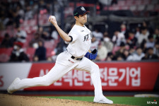 '3연패 수렁' KT 위즈, NC 상대로 연패 탈출 도전
