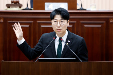 구리시 유채꽃 축제 진입로, 표지판· 도로 정비 시급