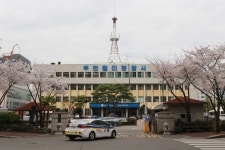 부천원미경찰서, 미성년자 상대로 성매매한 50대 공무원 구속