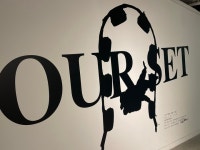 [오늘의 전시] 익숙한 사물이 낯선 무대로…관객이 퍼포머가 되는 순간