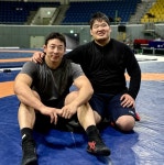 수원시청 김민석·김관욱, 전국레슬링종합선수권 정상 동행