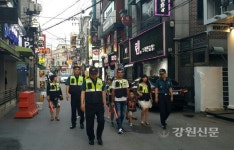 춘천署, 결혼이주여성 명예경찰과 합동순찰 실시