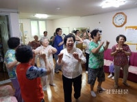 원주문화재단, 경로당 대상 찾아가는 문화 프로그램 운영