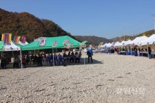홍천군 시니어예술단, 홍천 섶다리 축제 축하 공연