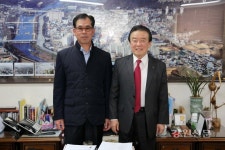 양구농협동면지점 김종찬씨, 장학금 기탁