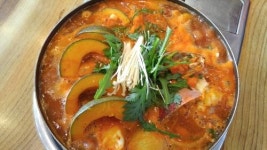 강화도 맛집 진복호 횟집, 생생정보통에 출연한 단호박 꽃게탕 메뉴로 화제