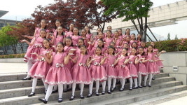 합창 들으며 동심 속으로