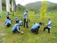 창원 포스코특수강 봉사단, 귀산동서 청소