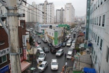 병원 앞 도로 ‘불법주차 골병’