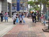 마산은혜병원, 마산어시장 주변 아침 청소