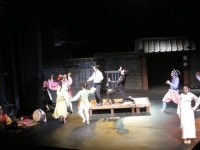 밀양시자원봉사협의회, 독거노인과 연극 관람