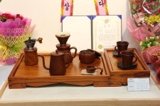 울산공예품대전 대상에 ‘커피 향기가 있는 나무’
