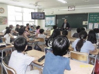 경남교육삼락회, 김해 신안초서 재능기부