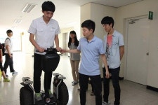 “얘들아, 체험해 보니 과학이 쉽고 재미있지?”