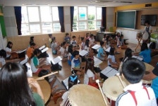 교정 가득 국악 울려퍼지는 고성 회화초