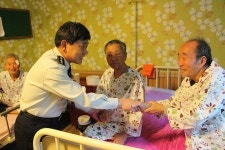 하동경찰서, 요양원 방문 위문품 전달